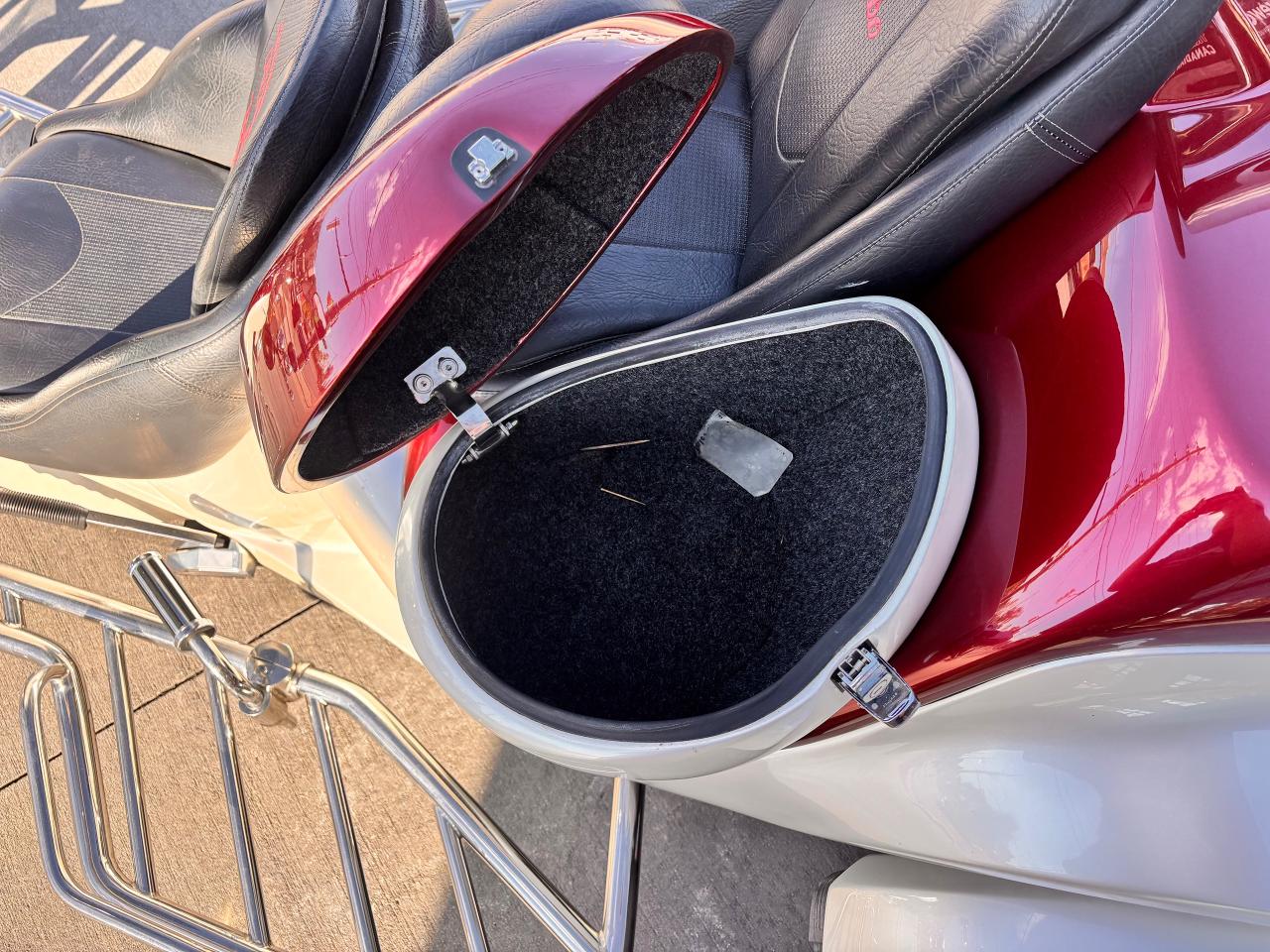 2017 Rewaco RF1 GT FULLY FINANCEABLE, GREAT CONDITION!, LOW KM'S! Photo