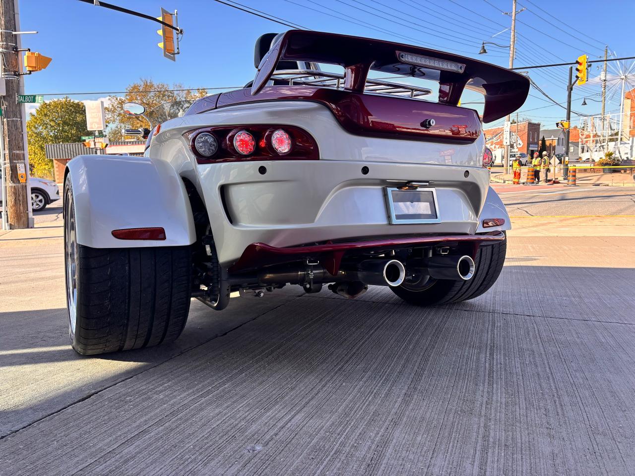 2017 Rewaco RF1 GT FULLY FINANCEABLE, GREAT CONDITION!, LOW KM'S! Photo