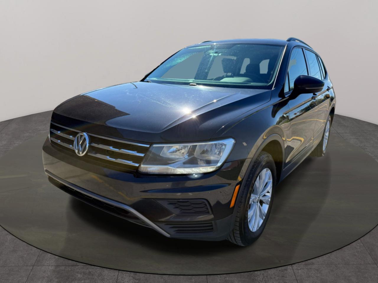 2020 Volkswagen Tiguan FWD Photo3