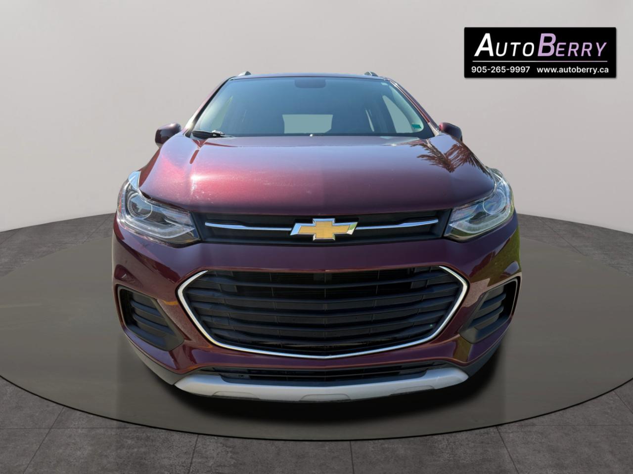 2017 Chevrolet Trax AWD 4dr LT Photo2