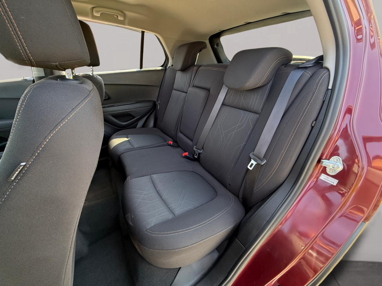 2017 Chevrolet Trax AWD 4dr LT Photo