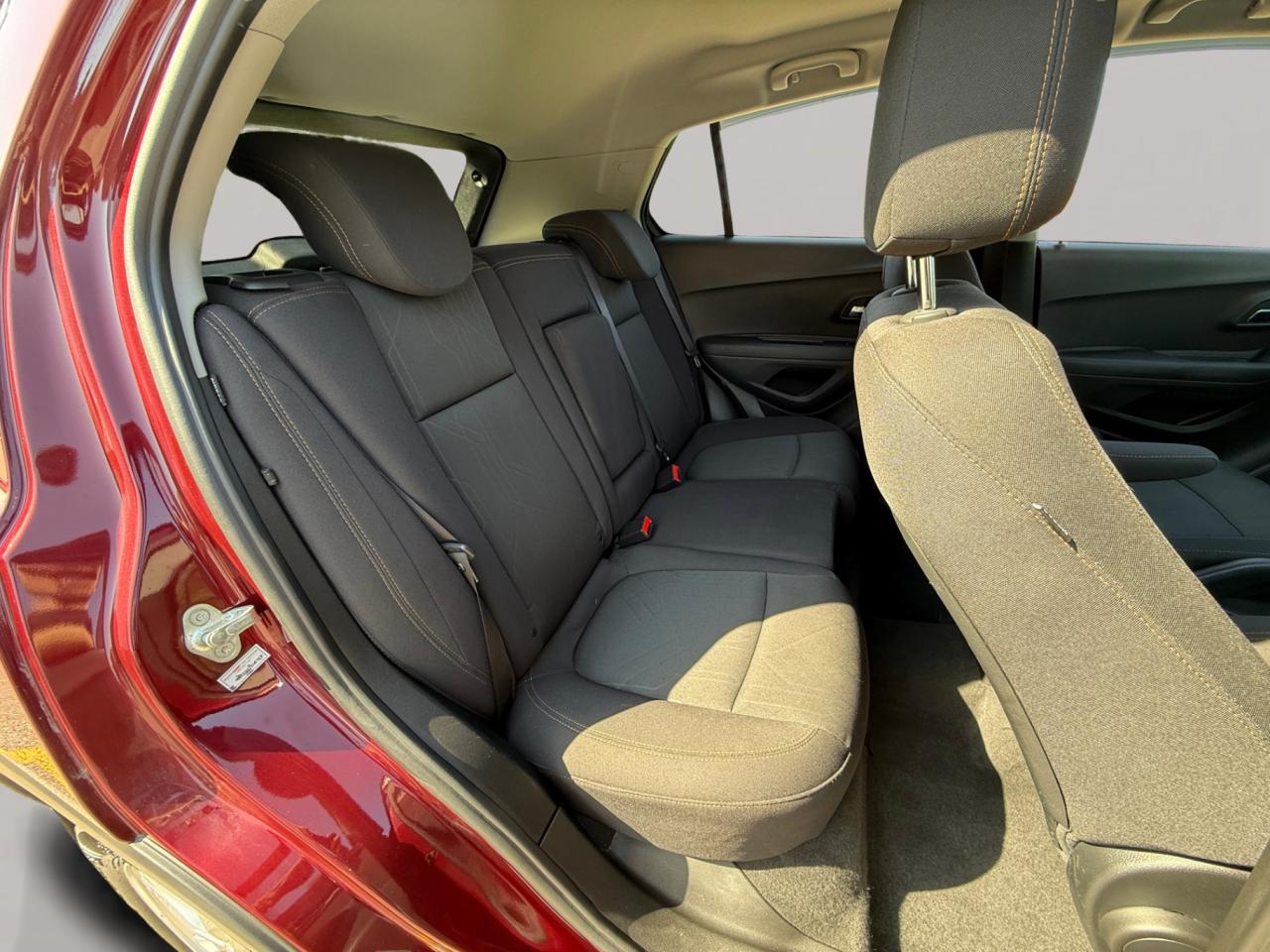 2017 Chevrolet Trax AWD 4dr LT Photo