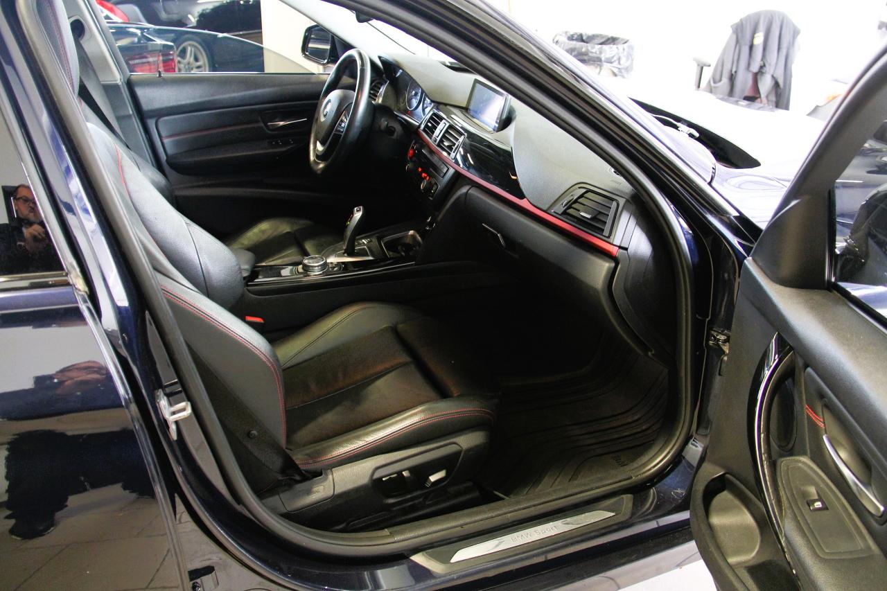 2014 BMW 3 Series 320i xDrive - Photo #6