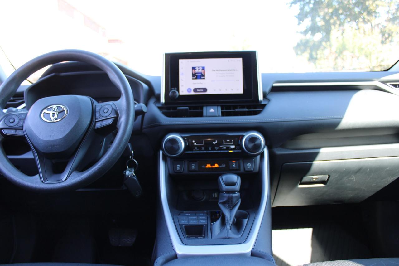 2024 Toyota RAV4 LE - Photo #7
