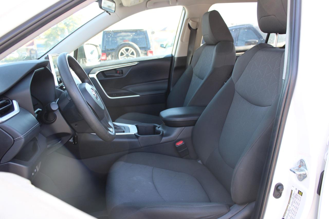2024 Toyota RAV4 LE - Photo #8
