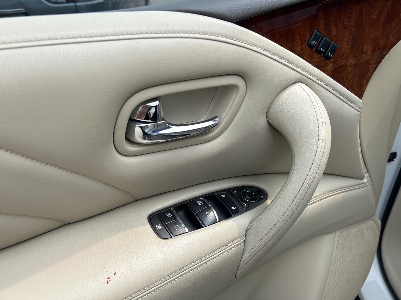 2016 Infiniti QX80 NAV, DVD, SUNROOF, HEATED / COOLED LEATHER! - Photo #16