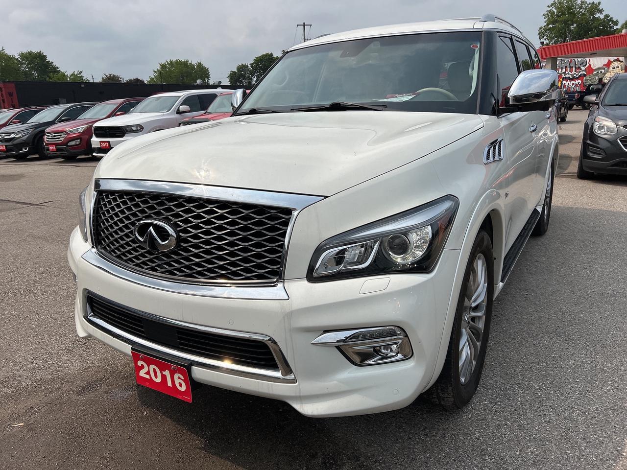 2016 Infiniti QX80 NAV, DVD, SUNROOF, HEATED / COOLED LEATHER! - Photo #2