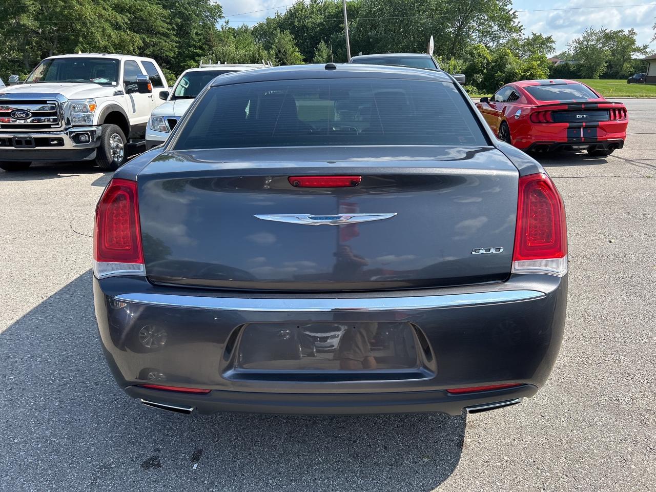 2016 Chrysler 300 TOURING, SUNROOF, LEATHER, REMOTE START! - Photo #7