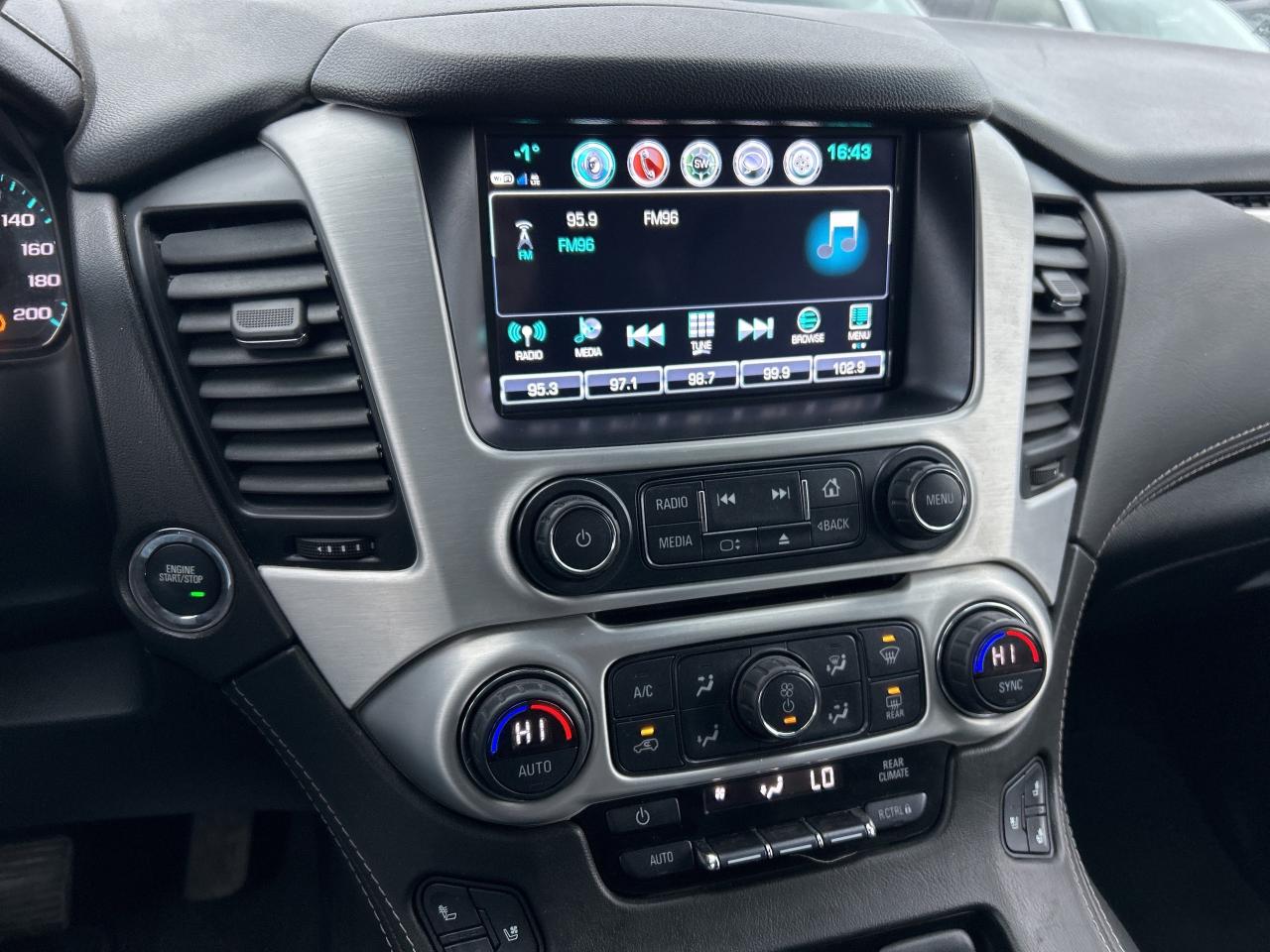 2020 GMC Yukon XL LEATHER, SUNROOF, NAV, DVD, 7 PASS, CLEAN CARFAX! - Photo #19