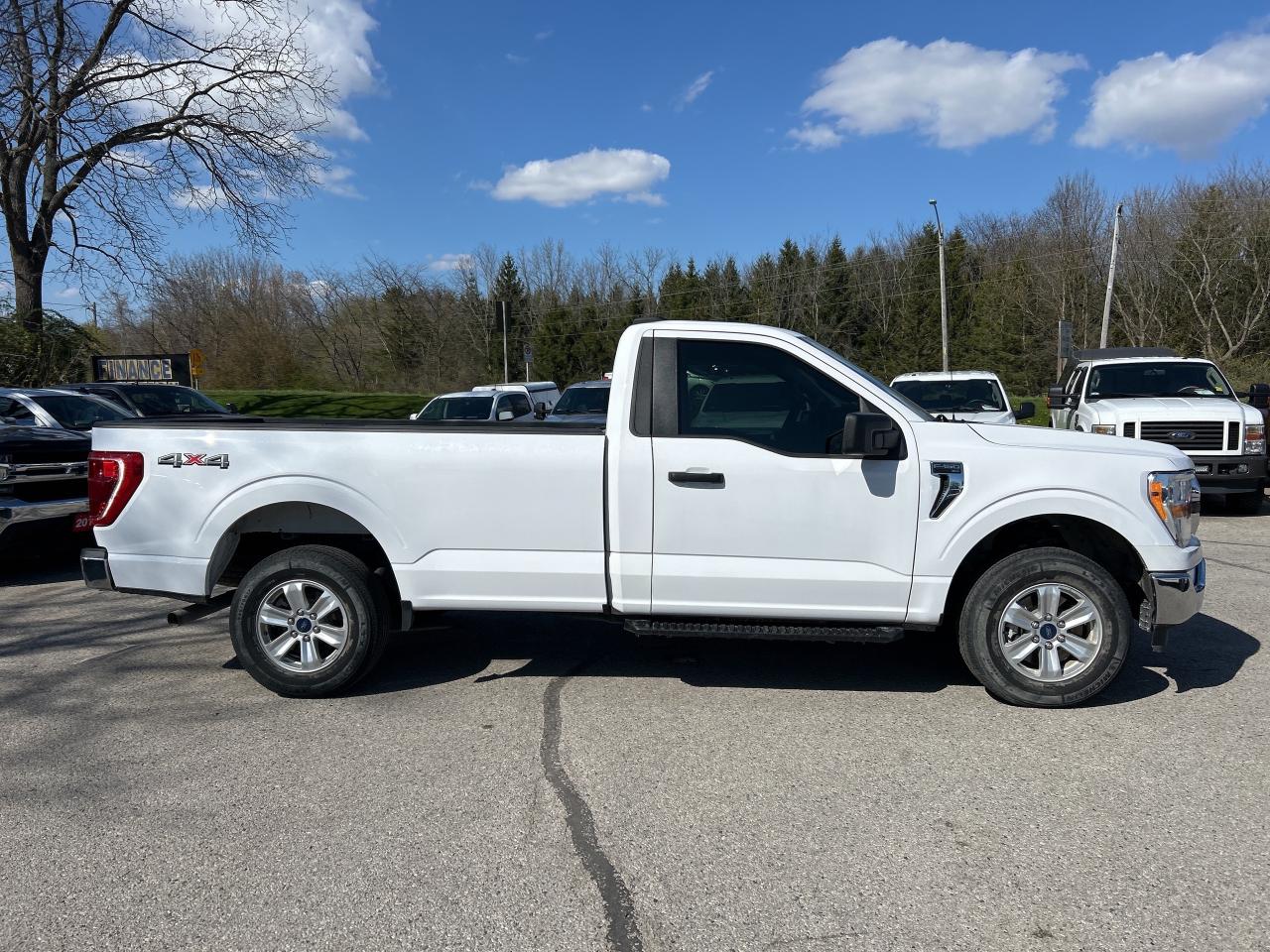 2021 Ford F-150 XLT, CLEAN CARFAX, 4X4, BOX LINER - Photo #5