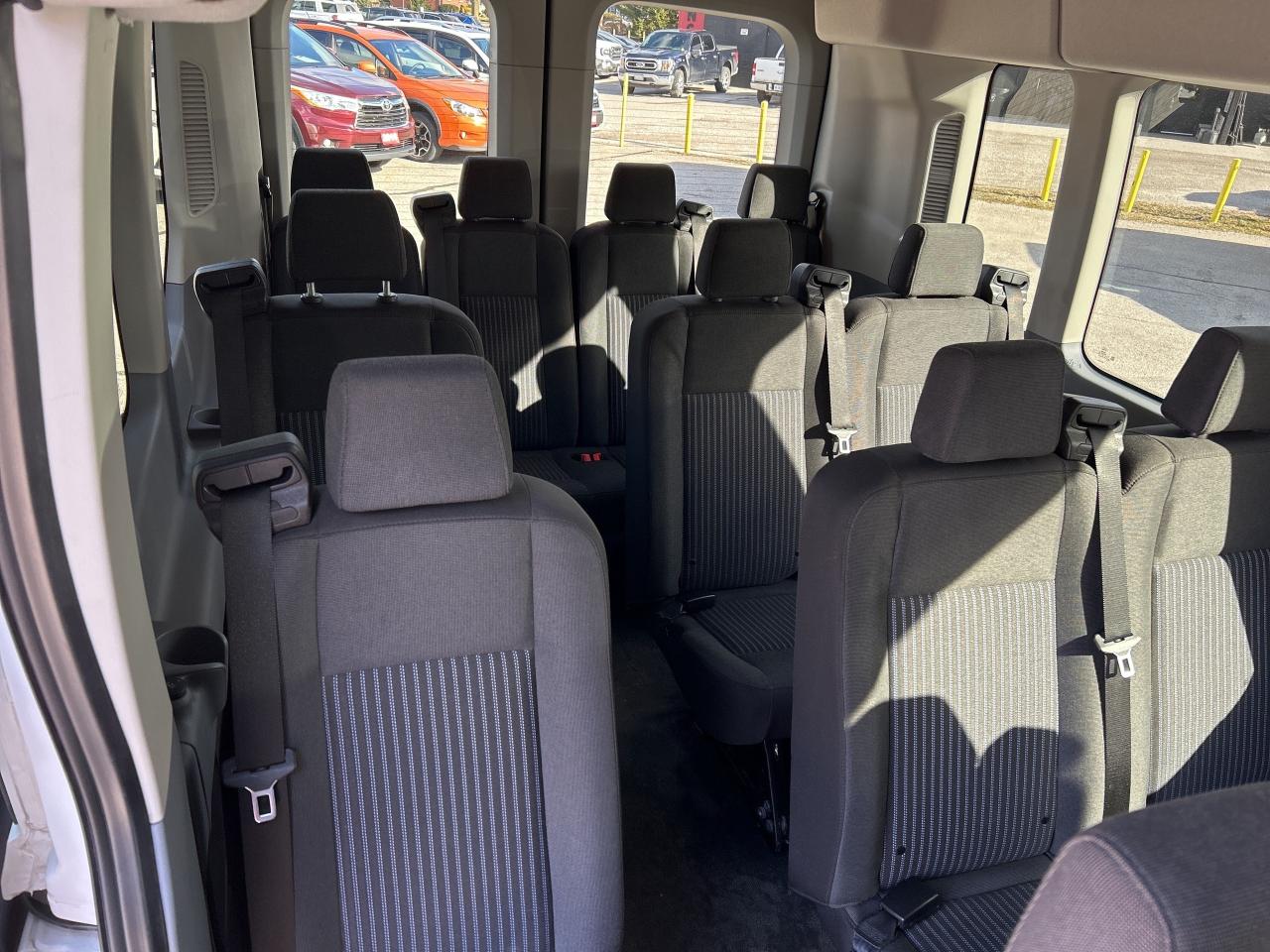 2019 Ford Transit Passenger Wagon XL, 15 PASSENGER, CLEAN CARFAX, BACKUP CAMERA! - Photo #15