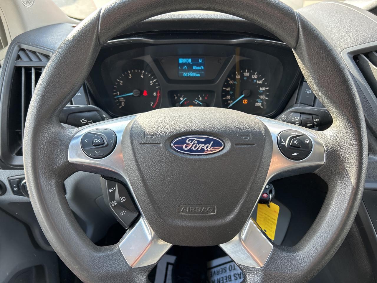 2019 Ford Transit Passenger Wagon XL, 15 PASSENGER, CLEAN CARFAX, BACKUP CAMERA! - Photo #21