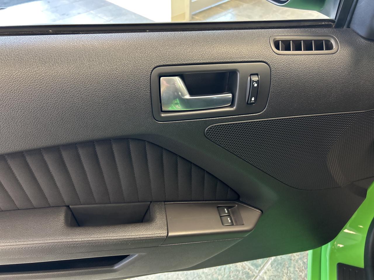 2013 Ford Mustang BOSS 302, RED TRACK KEY! MANUAL TRANSMISSION! - Photo #14