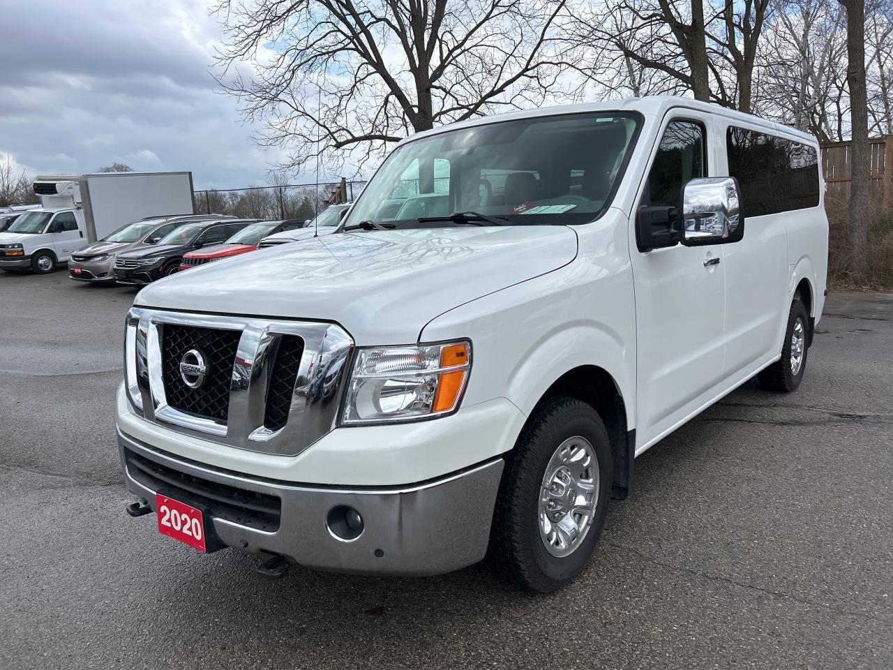 2020 Nissan NV 2500 3500 HD SL V8, 12 PASSENGER, LEATHER, BACK UP CAM! - Photo #2
