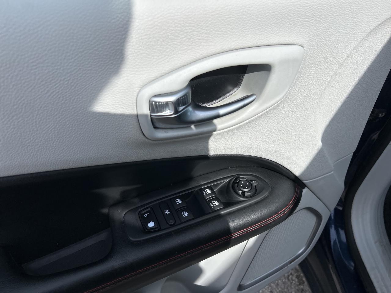 2019 Jeep Compass LIMITED, CLEAN CARFAX, REMOTE START! - Photo #15