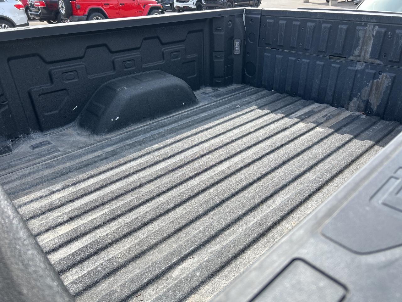 2021 GMC Sierra 1500 SLE, 3.0L DIESEL, CLEAN CARFAX, REMOTE START! - Photo #11