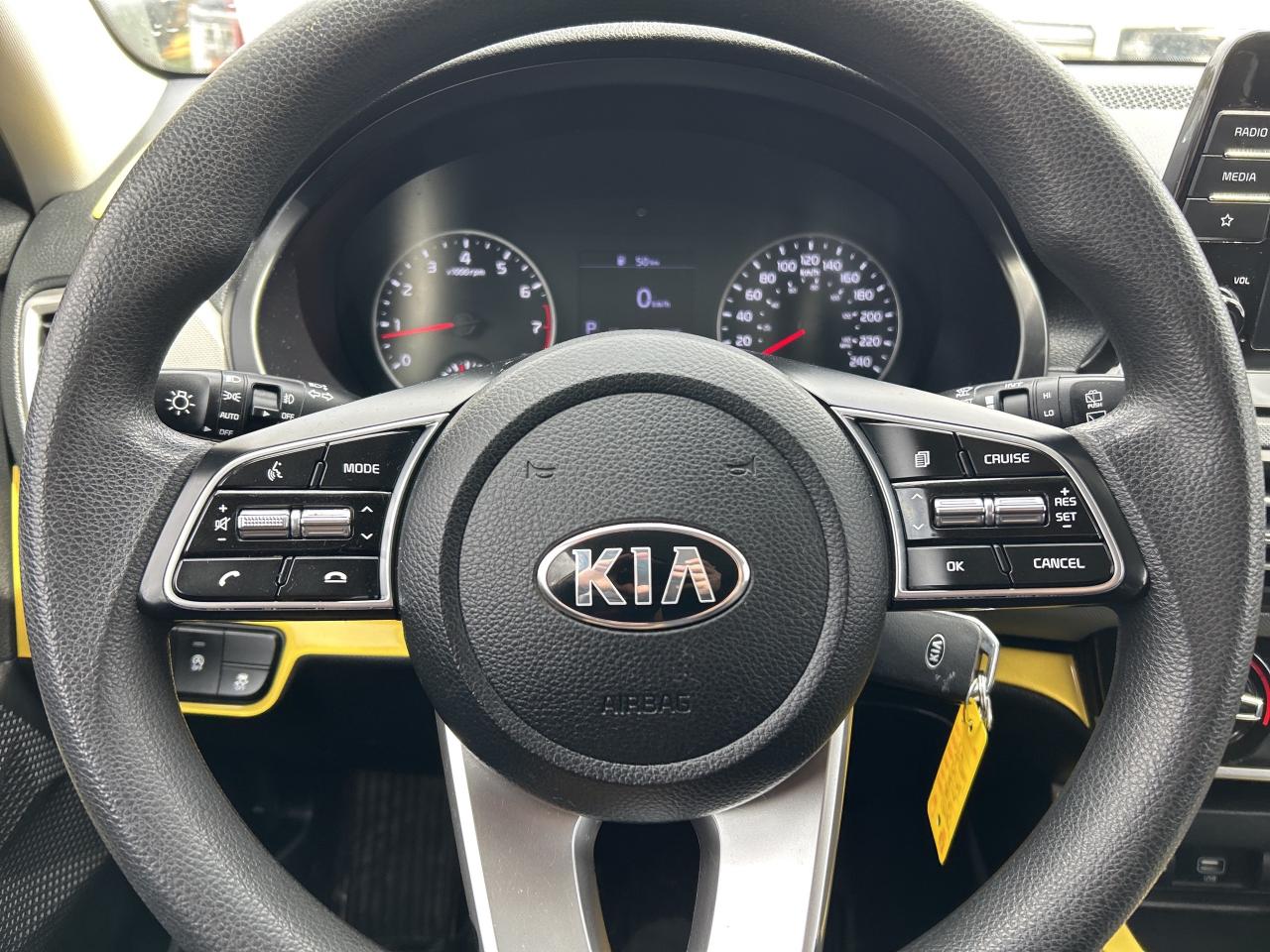 2021 Kia Seltos LX, AWD, AUTOMATIC, HEATED SEATS & WHEEL! - Photo #17