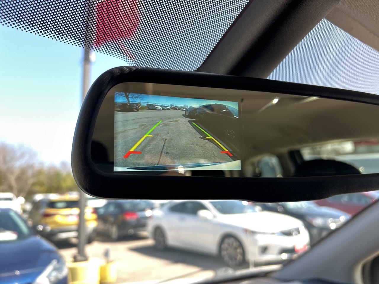 2020 Dodge Grand Caravan SE, CLEAN CARFAX, BACK UP CAMERA! Photo