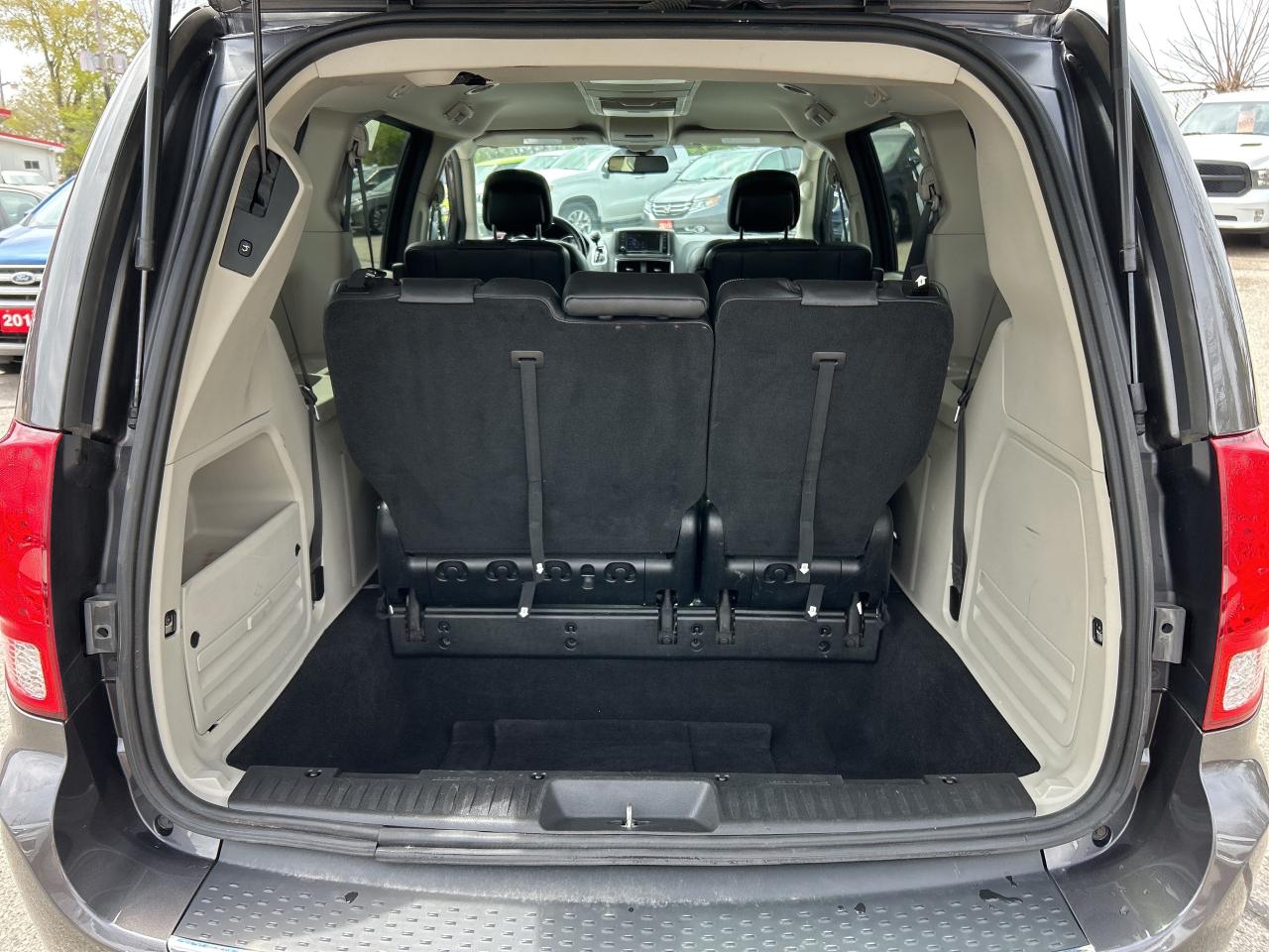 2019 Dodge Grand Caravan CREW PLUS, POWER SLIDING DOORS, REMOTE START! - Photo #11