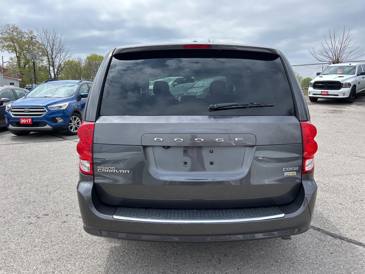 2019 Dodge Grand Caravan CREW PLUS, POWER SLIDING DOORS, REMOTE START! - Photo #7