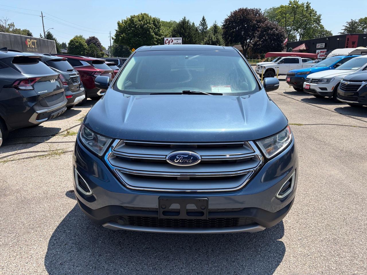 2018 Ford Edge TITANIUM, SUNROOF, HEATED & COOLED LEATHER! Photo