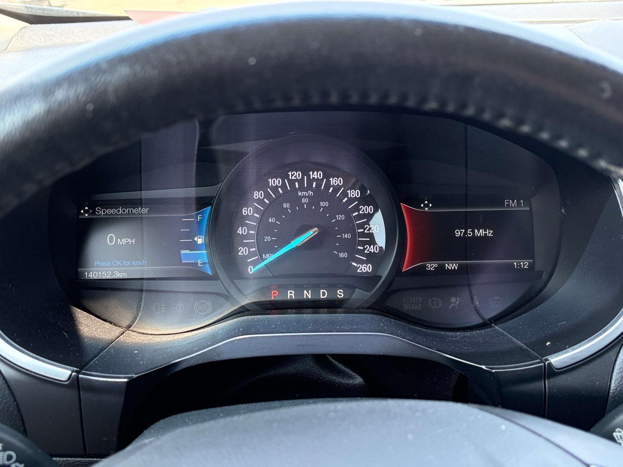 2018 Ford Edge TITANIUM, SUNROOF, HEATED & COOLED LEATHER! Photo