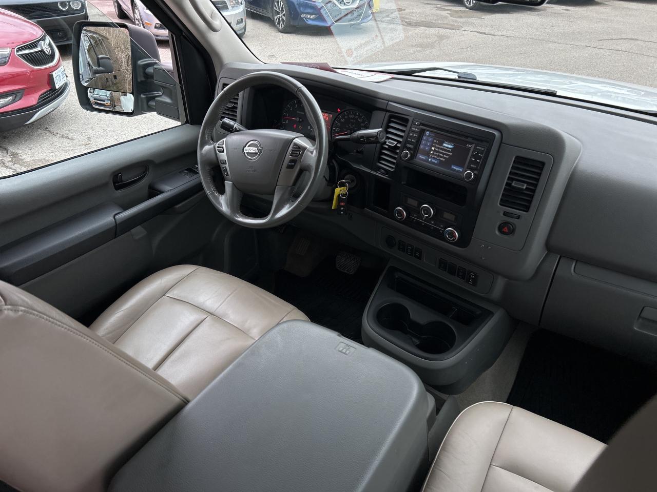 2020 Nissan NV 2500 3500 SL V8, CLEAN CARFAX, 12 PASSENGER! - Photo #13