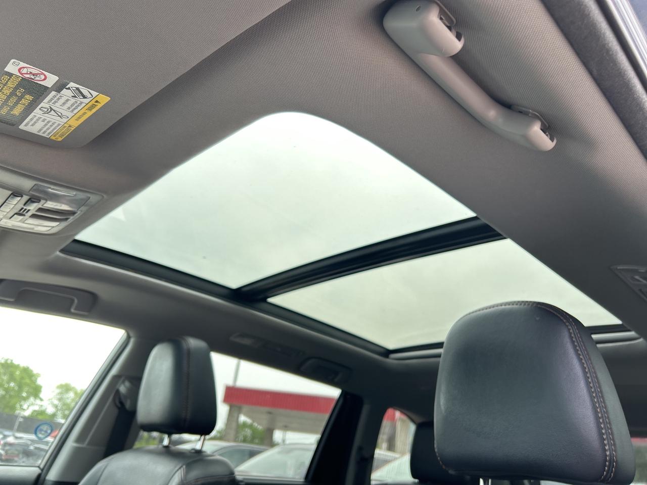 2017 Toyota Highlander LIMITED, CLEAN CARFAX, HEATED/ COOLED SEATS! - Photo #17