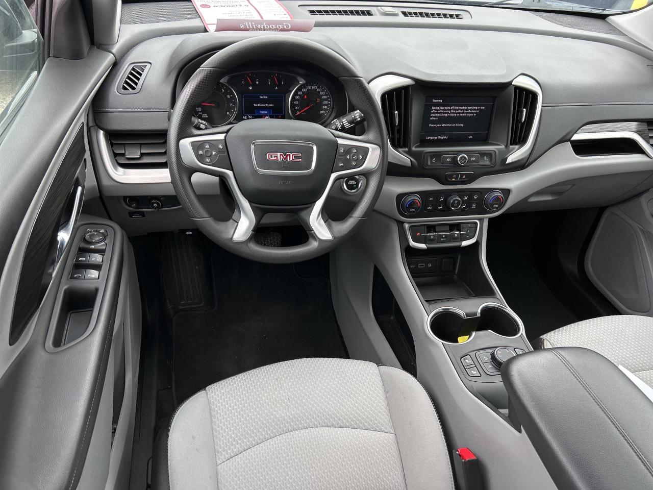 2023 GMC Terrain SLE, CLEAN CARFAX, REMOTE START, AWD! - Photo #12