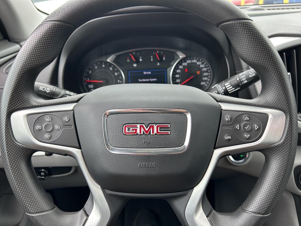 2023 GMC Terrain SLE, CLEAN CARFAX, REMOTE START, AWD! - Photo #15