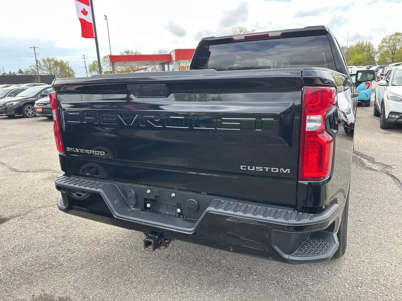 2021 Chevrolet Silverado 1500 CUSTOM, CLEAN CARFAX, BACK UP CAMERA! Photo