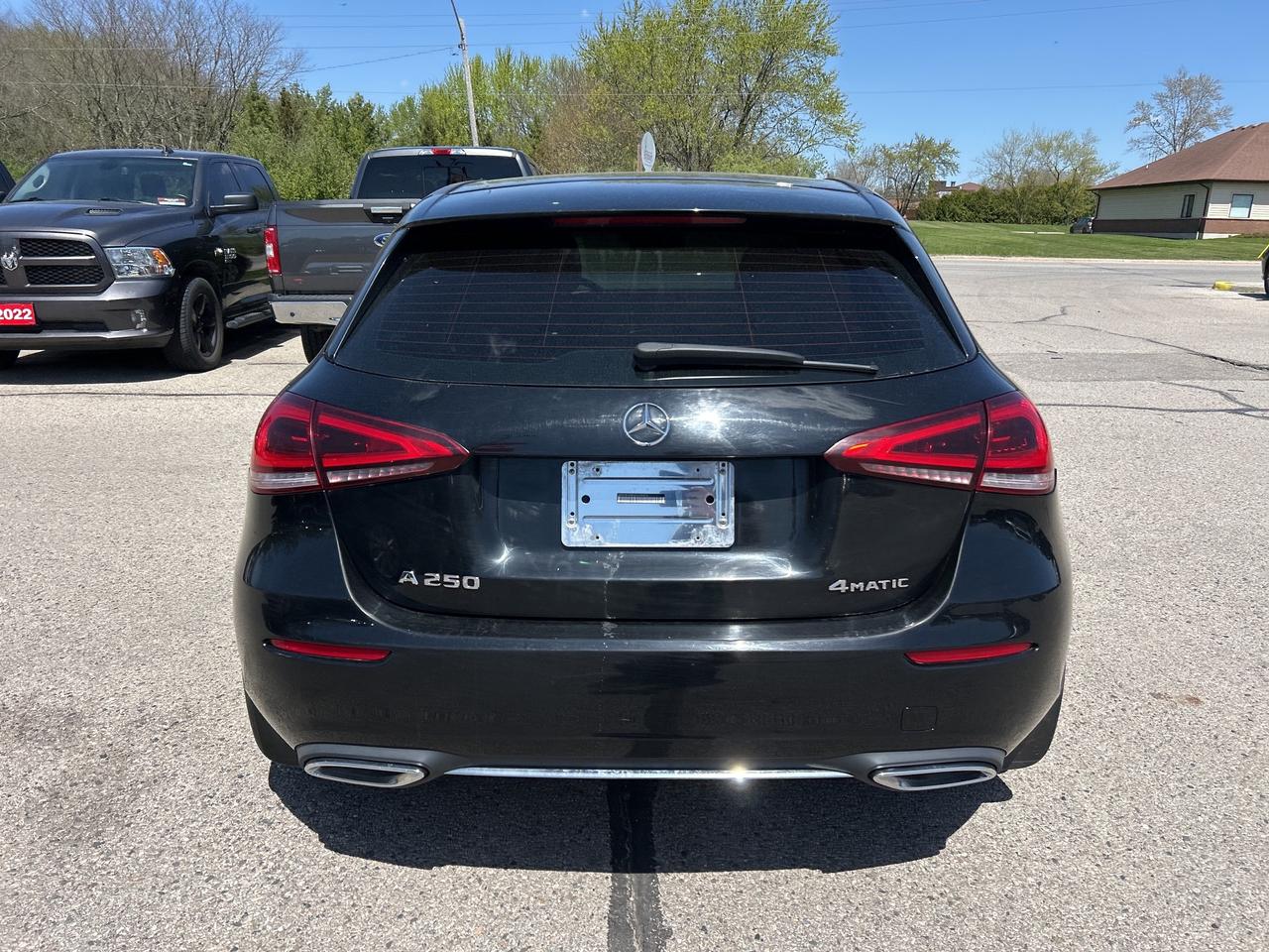 2019 Mercedes-Benz A-Class A 250 4MATIC, LEATHER, SUNROOF, BACK UP CAMERA! Photo