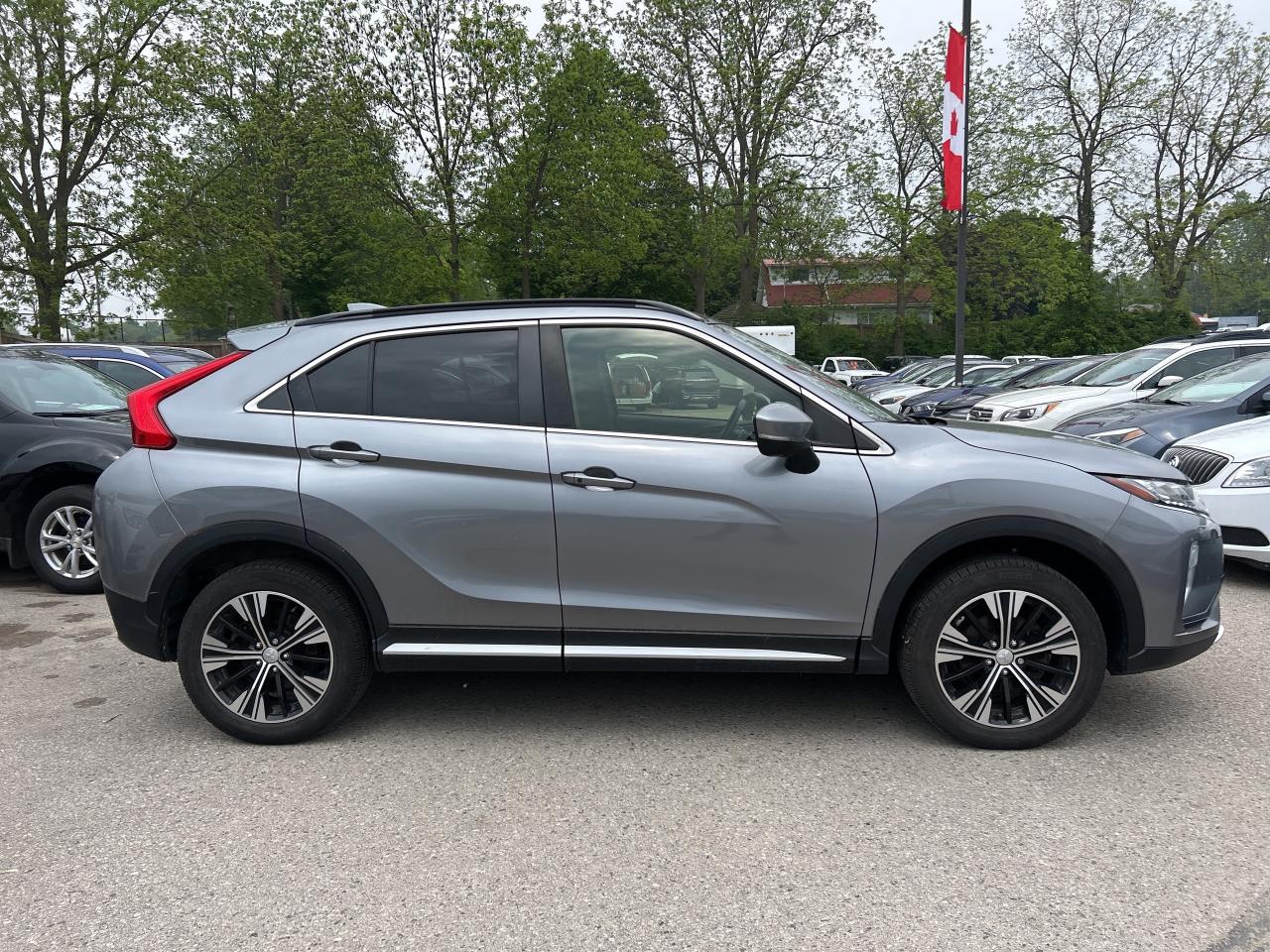 2020 Mitsubishi Eclipse Cross CLEAN CARFAX, HEATED LEATHER, SUNROOF! - Photo #5