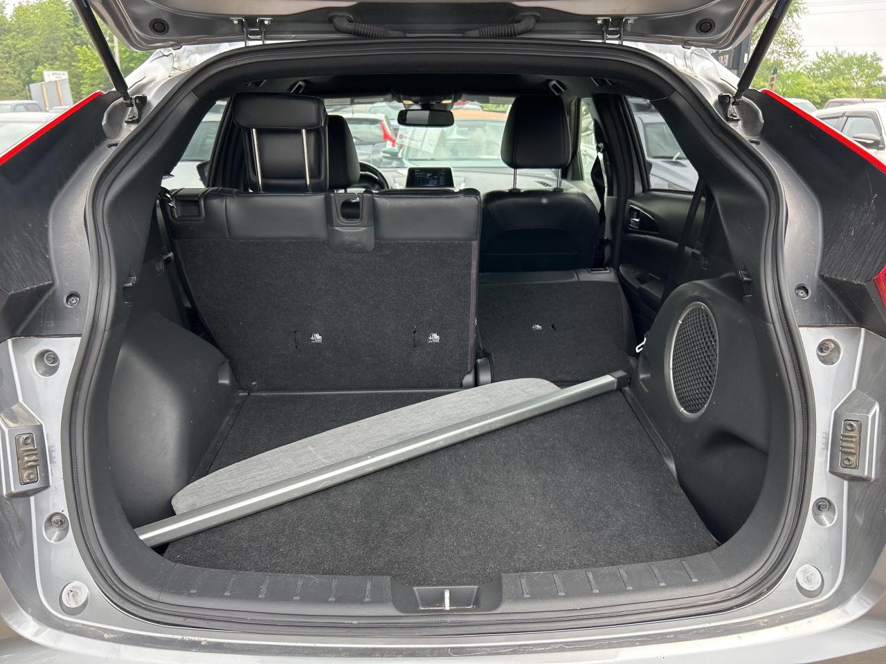 2020 Mitsubishi Eclipse Cross CLEAN CARFAX, HEATED LEATHER, SUNROOF! - Photo #11