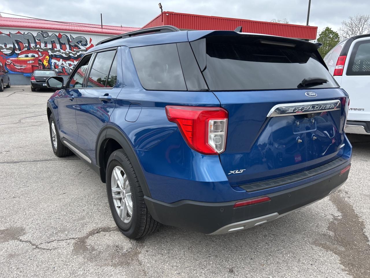 2021 Ford Explorer XLT, CLEAN CARFAX, HEATED LEATHER, REMOTE START! - Photo #8