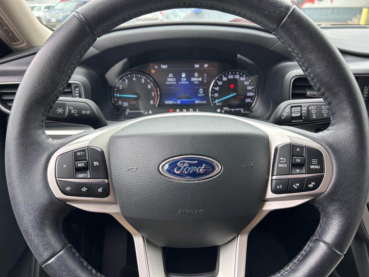 2021 Ford Explorer XLT, CLEAN CARFAX, HEATED LEATHER, REMOTE START! - Photo #16