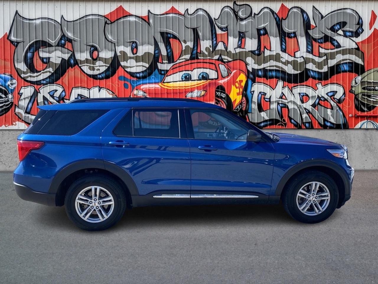 2021 Ford Explorer XLT, CLEAN CARFAX, HEATED LEATHER, REMOTE START! Photo