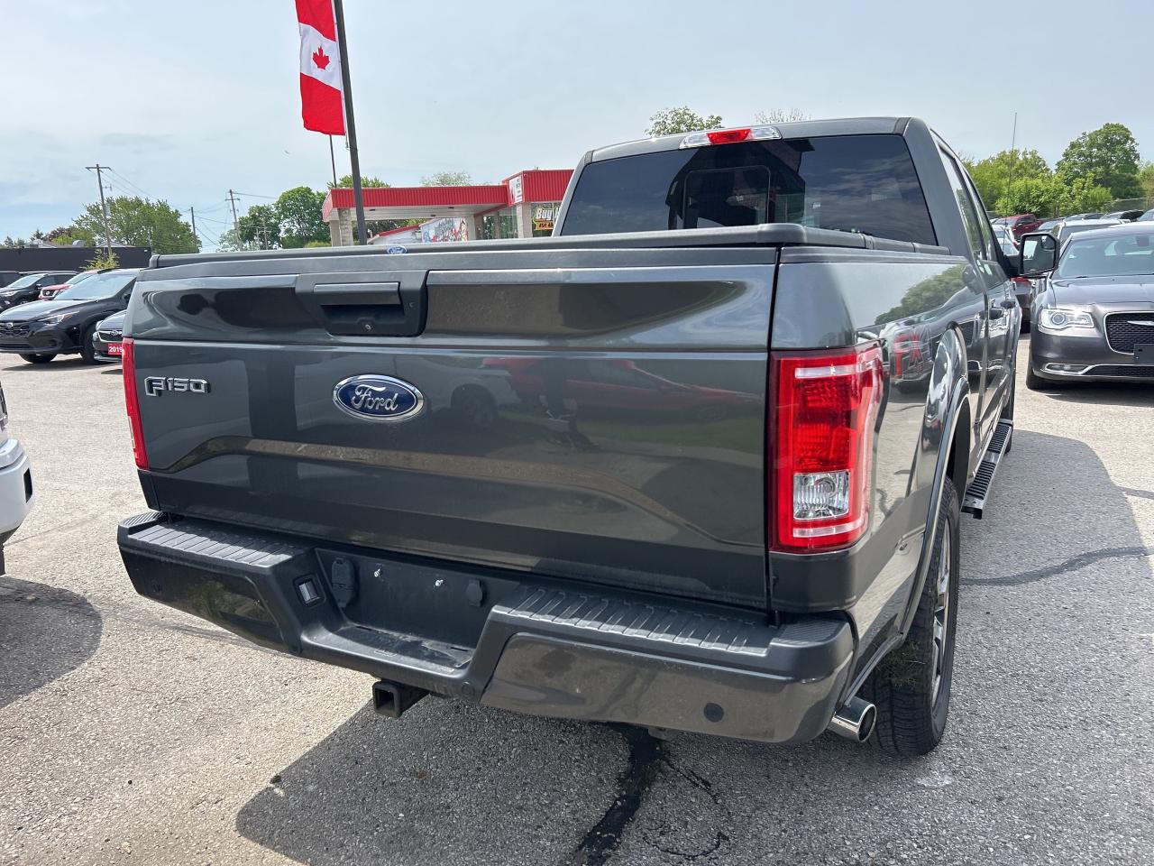 2017 Ford F-150 FX4, CLEAN CARFAX, REMOTE START, ECO BOOST, 4X4! - Photo #6