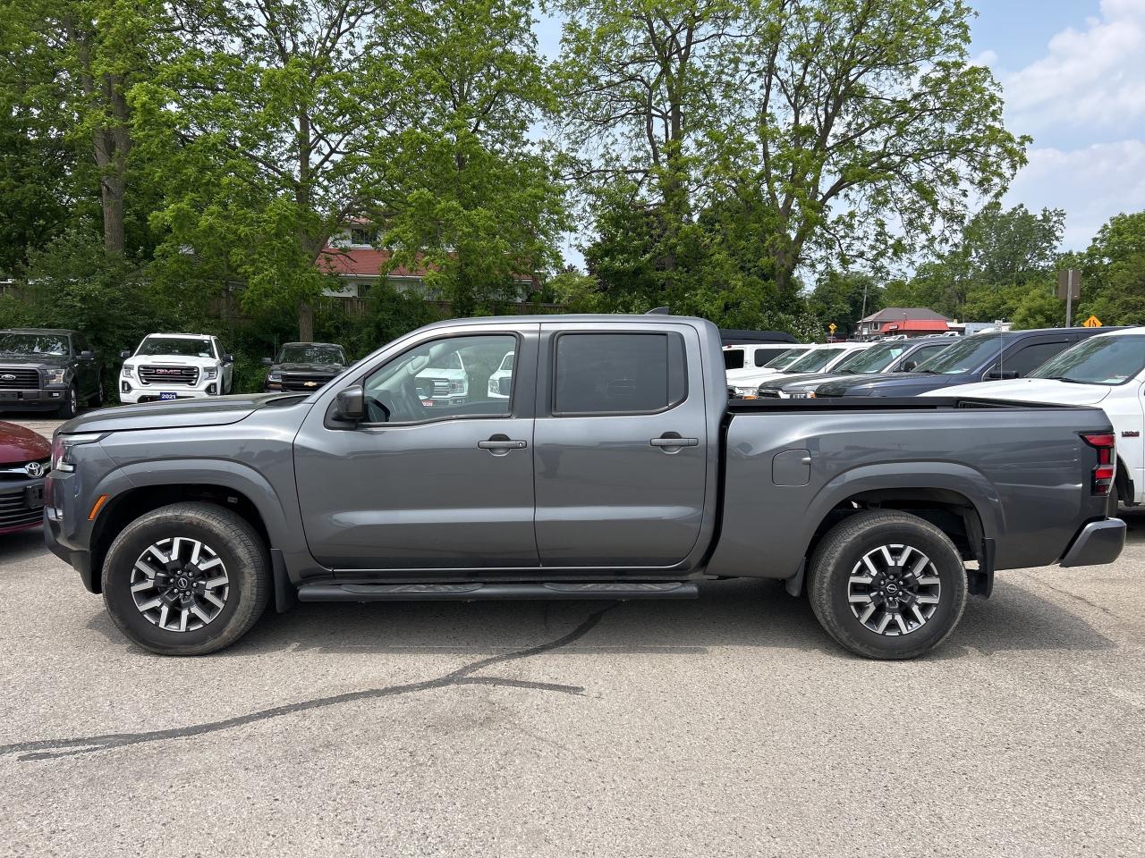 2022 Nissan Frontier SV, REMOTE START, BACK UP CAMERA, CLEAN CARFAX! - Photo #9