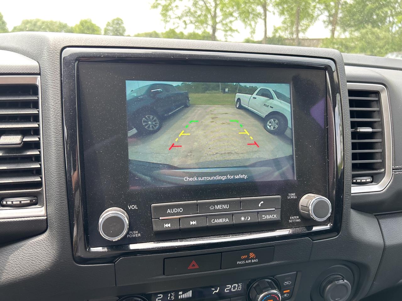 2022 Nissan Frontier SV, REMOTE START, BACK UP CAMERA, CLEAN CARFAX! - Photo #15