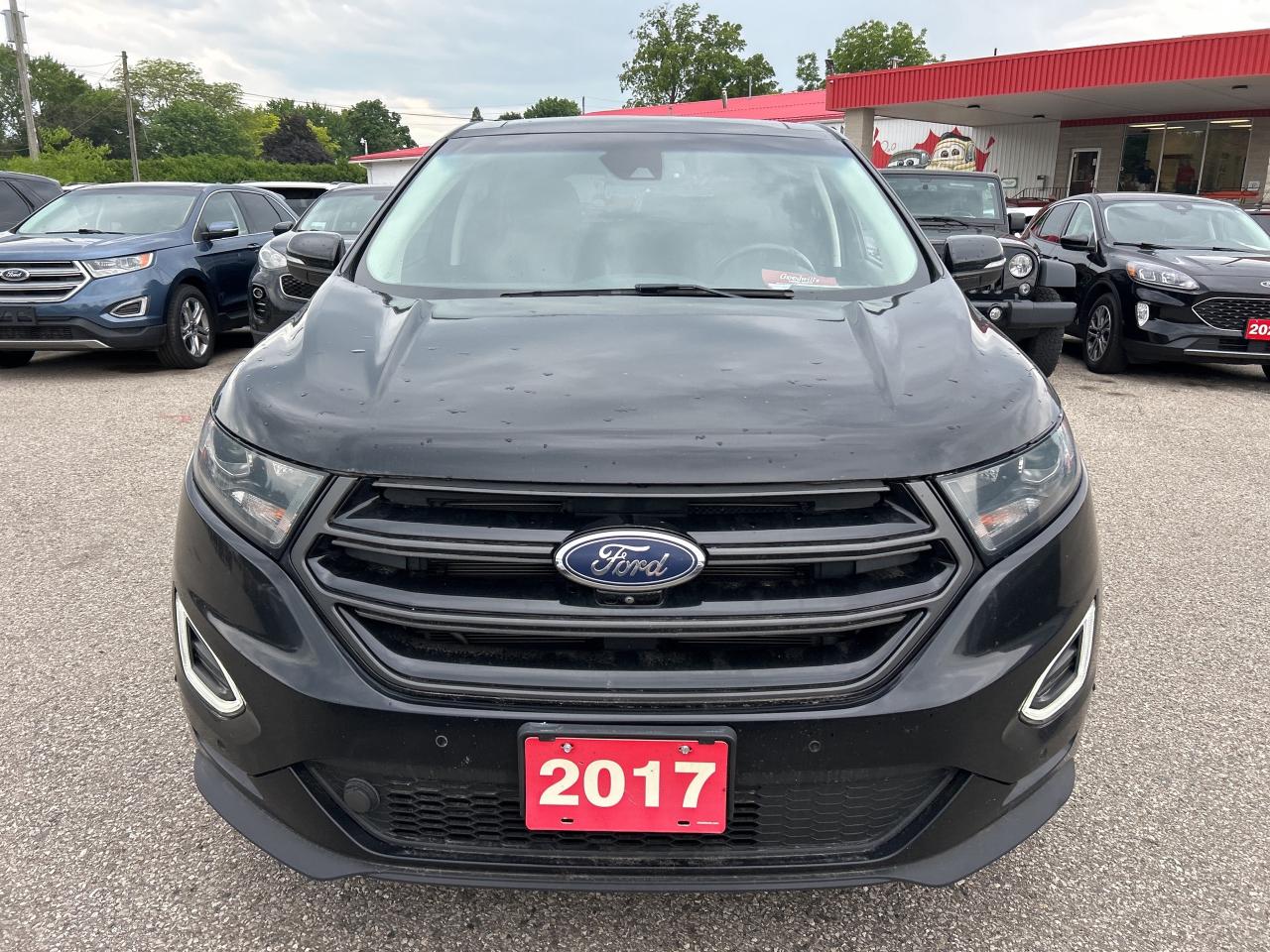 2017 Ford Edge REMOTE START, PANORAMA ROOF, AWD, BACK UP CAM! - Photo #3