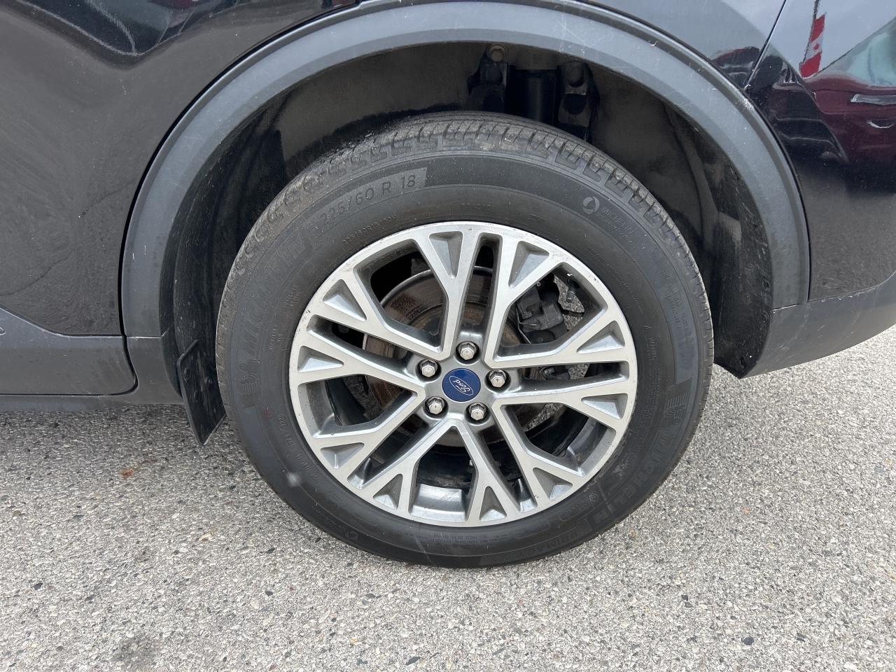 2022 Ford Escape SEL, CLEAN CARFAX, HEATED LEATHER, REMOTE START! - Photo #10