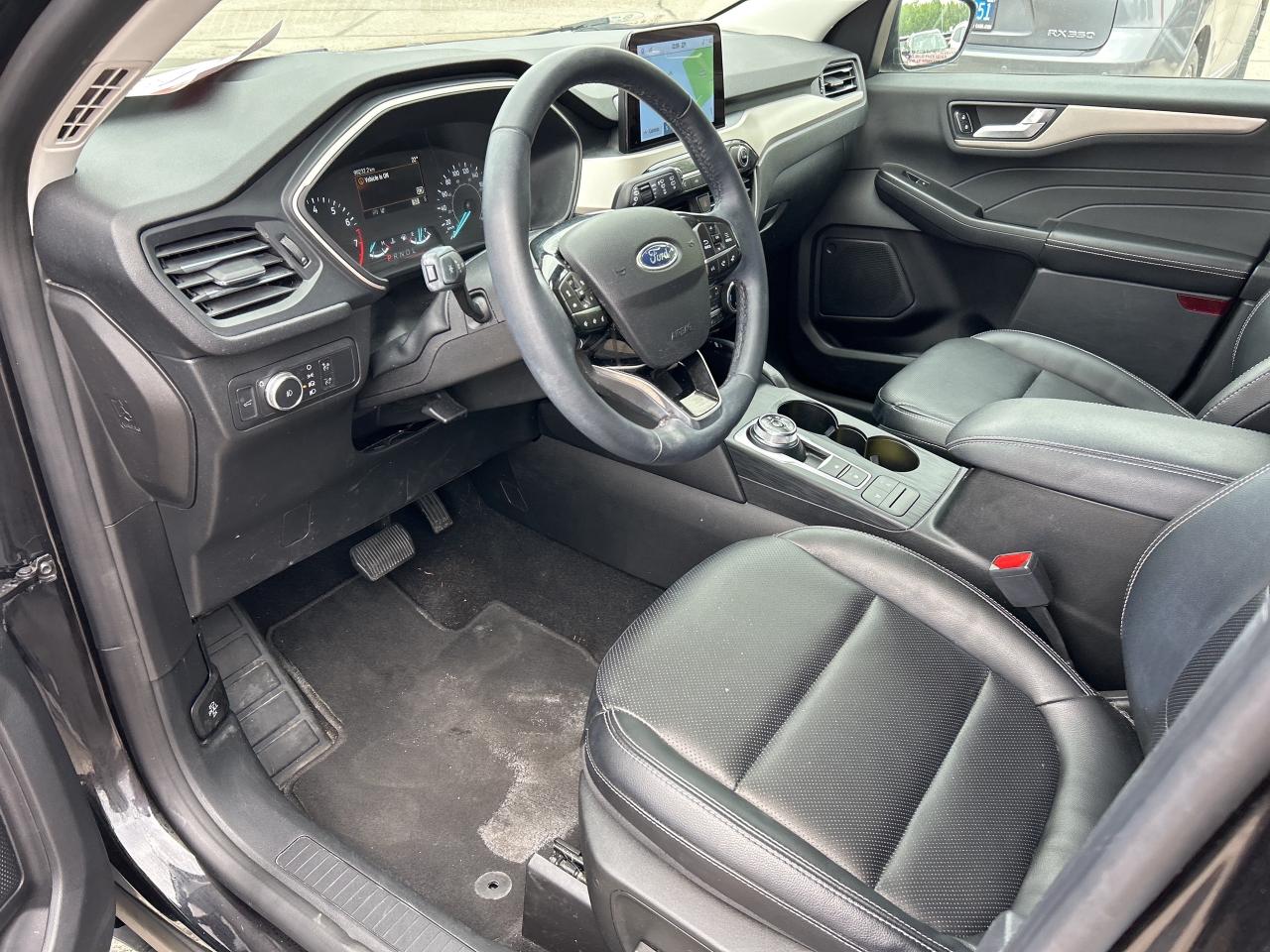 2022 Ford Escape SEL, CLEAN CARFAX, HEATED LEATHER, REMOTE START! - Photo #14