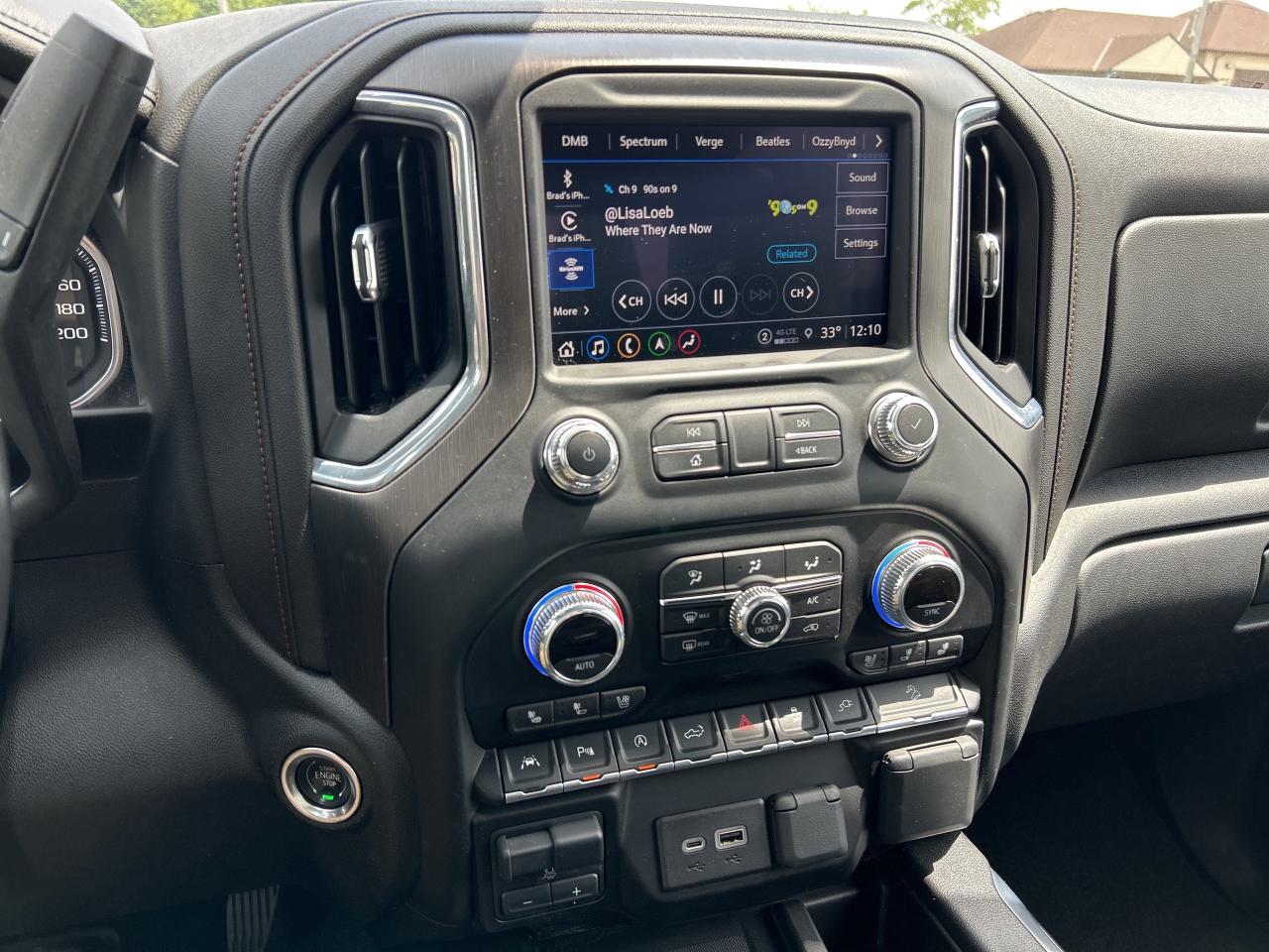2021 GMC Sierra 1500 AT4, CLEAN CARFAX, HEATED/ COOLED LEATHER! - Photo #17