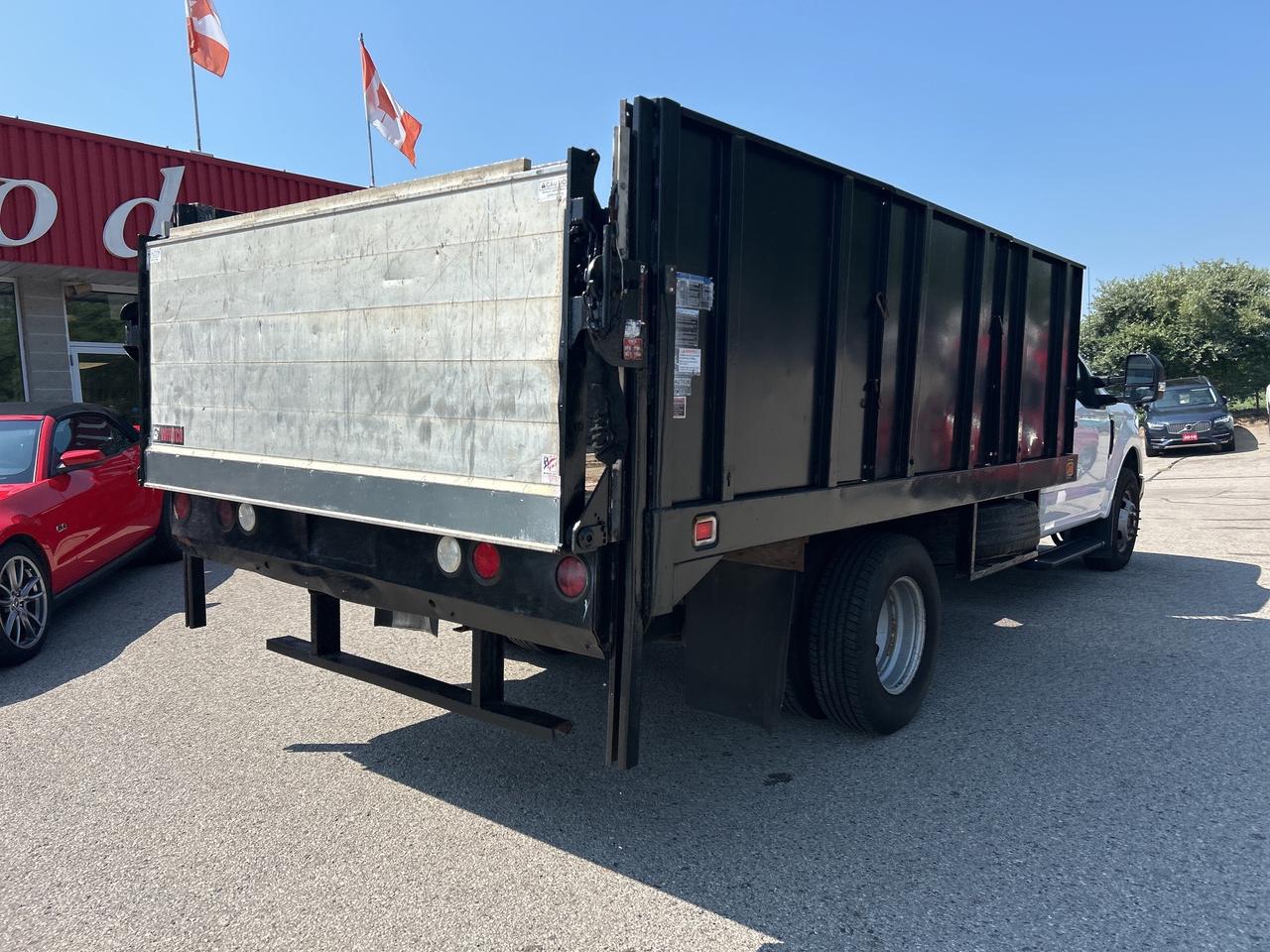 2017 Ford F-350 XL, POWER TAILGATE LIFT, AS IS, NOT SAFETIED! - Photo #6