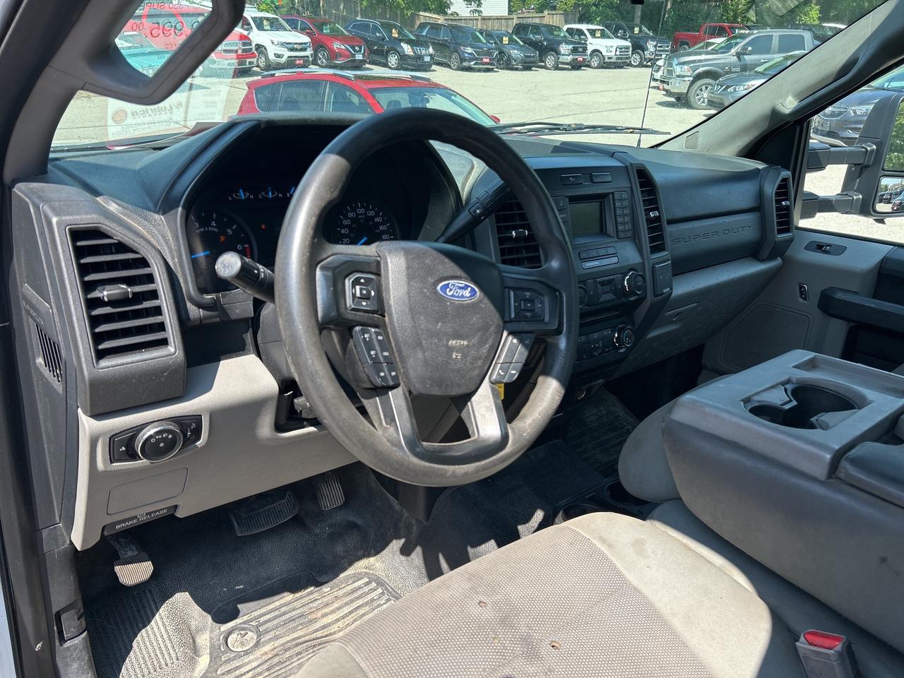2017 Ford F-350 XL, POWER TAILGATE LIFT, AS IS, NOT SAFETIED! Photo