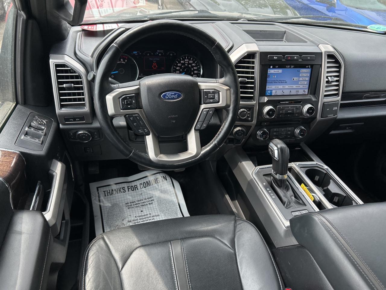2017 Ford F-150 PLATINUM, HEATED/ COOLED LEATHER, CLEAN CARFAX! - Photo #13