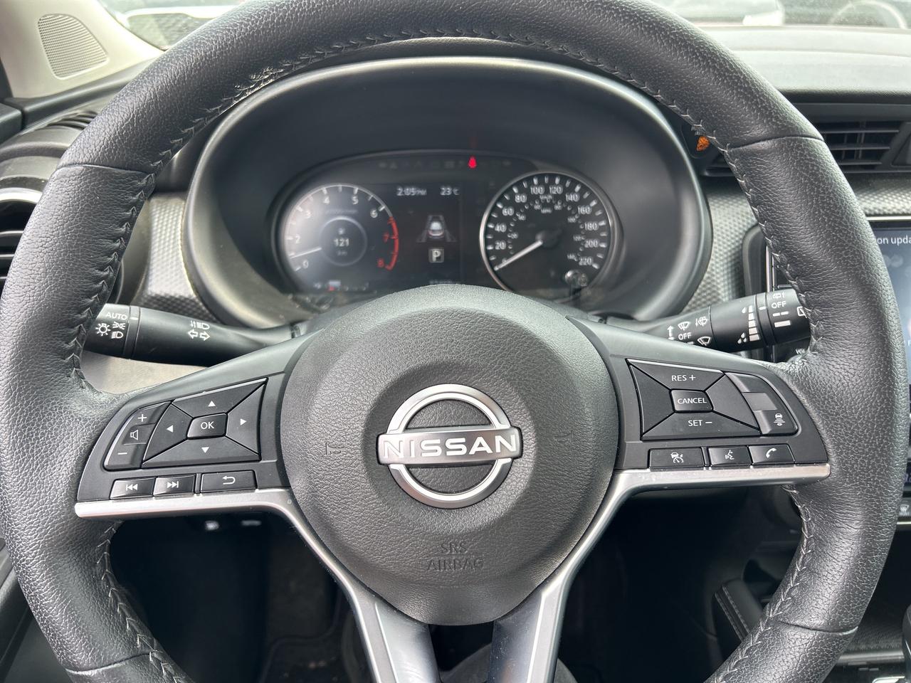 2023 Nissan Kicks SV, BACK UP CAMERA, REMOTE START! - Photo #16