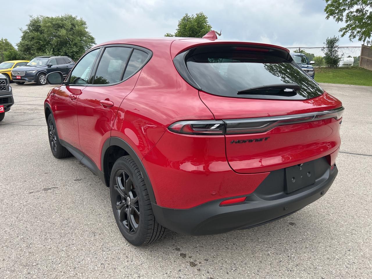 2023 Dodge Hornet GT, REMOTE START, CLEAN CARFAX, BACK UP CAMERA! - Photo #8