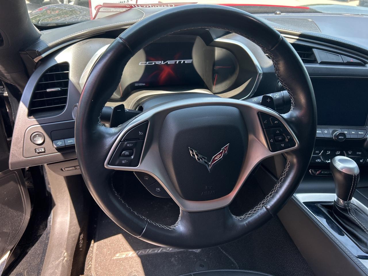 2014 Chevrolet Corvette StingRay LOW KM'S, V8, REBUILT TITLE, REMOTE START! - Photo #12